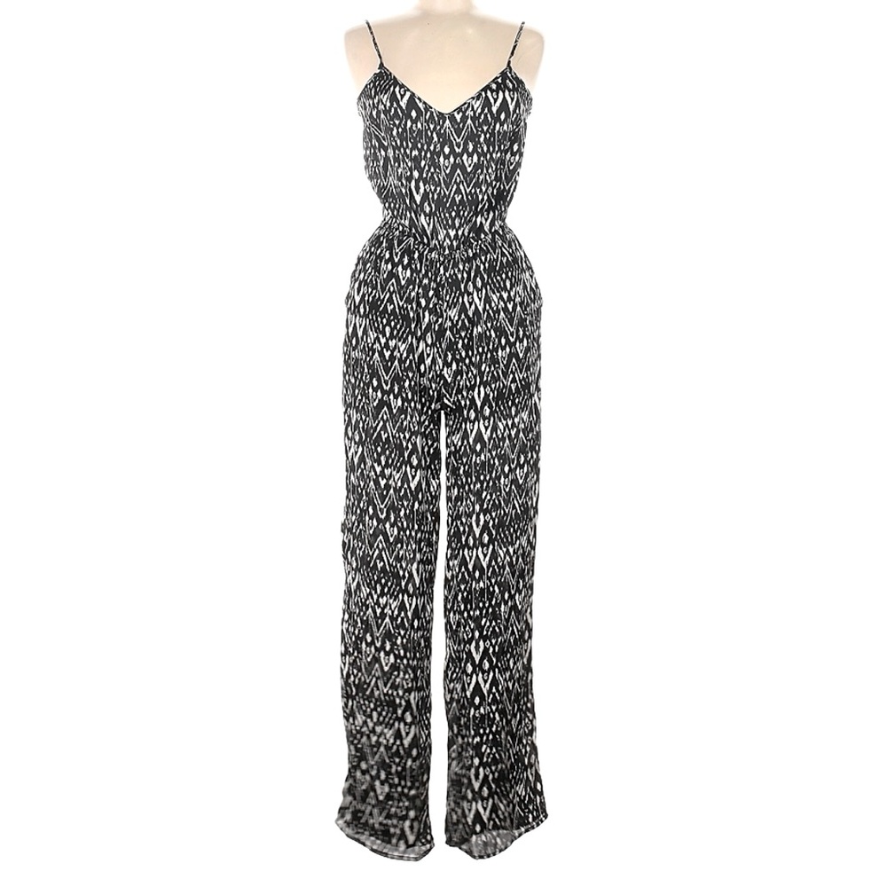 H&M jumpsuit, size 6. EUC.